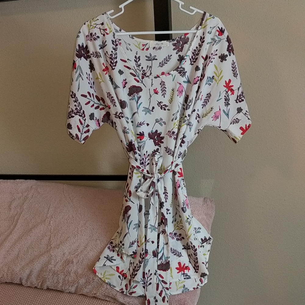 Flowy floral Modcloth tunic